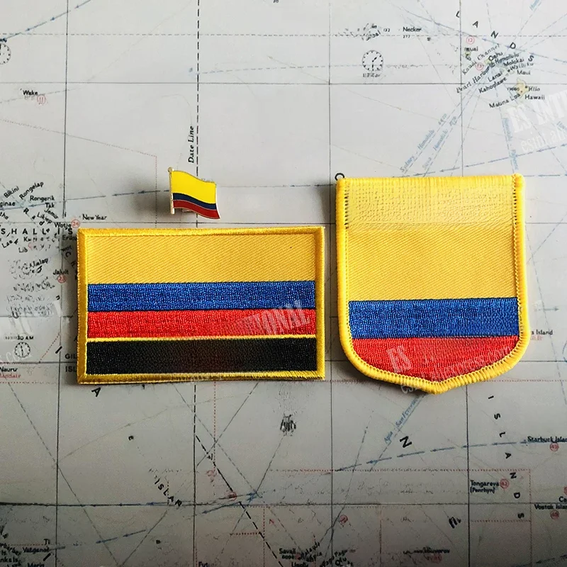 COLOMBIA Naszywki z flagą narodową Naszywka z tarczą i kwadratową przypinką Jeden zestaw na opaski na tkaninie Ozdoba plecaka — zdjęcie 2