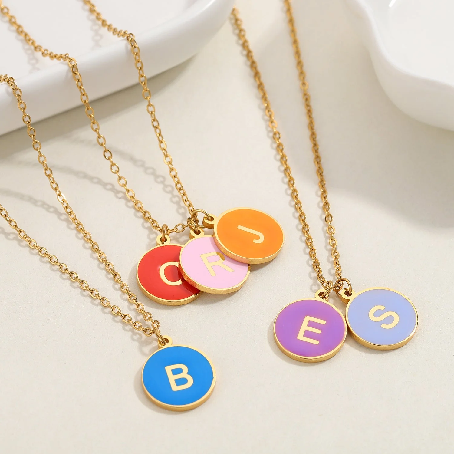 

Personalized 20mm Custom Initial Necklace Enamel Round Piece Women's Stainless Steel Necklace Best Holiday Gift For Women