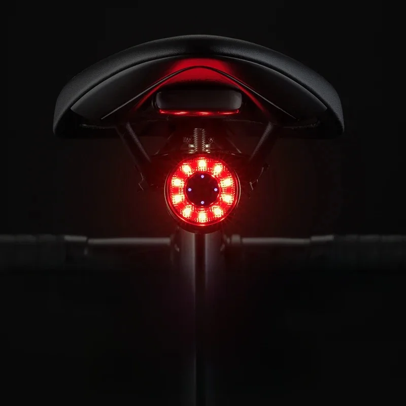 ROCKBROS Fietsachterlicht Smart Brake Sensing Achterfietslicht Aluminium Waterdicht Type-C MTB Wegwaarschuwing Fietsen Achterlicht - afbeelding 2
