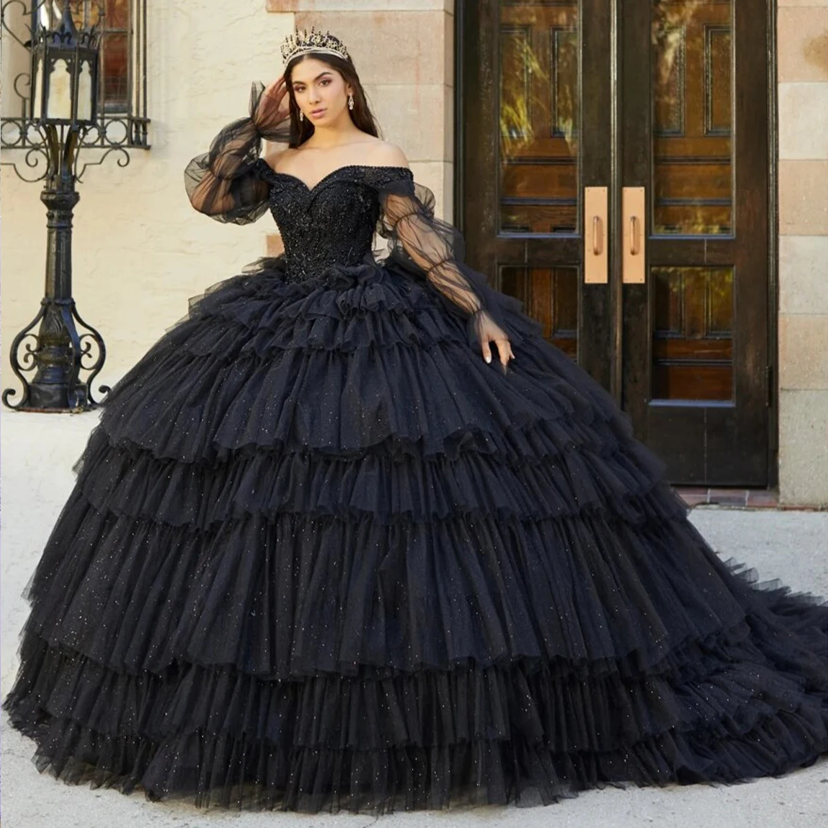 

Luxury Beading Quinceanera Dress V-Neck Tulle Long SLeeves 15 16 Yearls Birthday Party Vestido Tiered Sweep Train Princess Dress