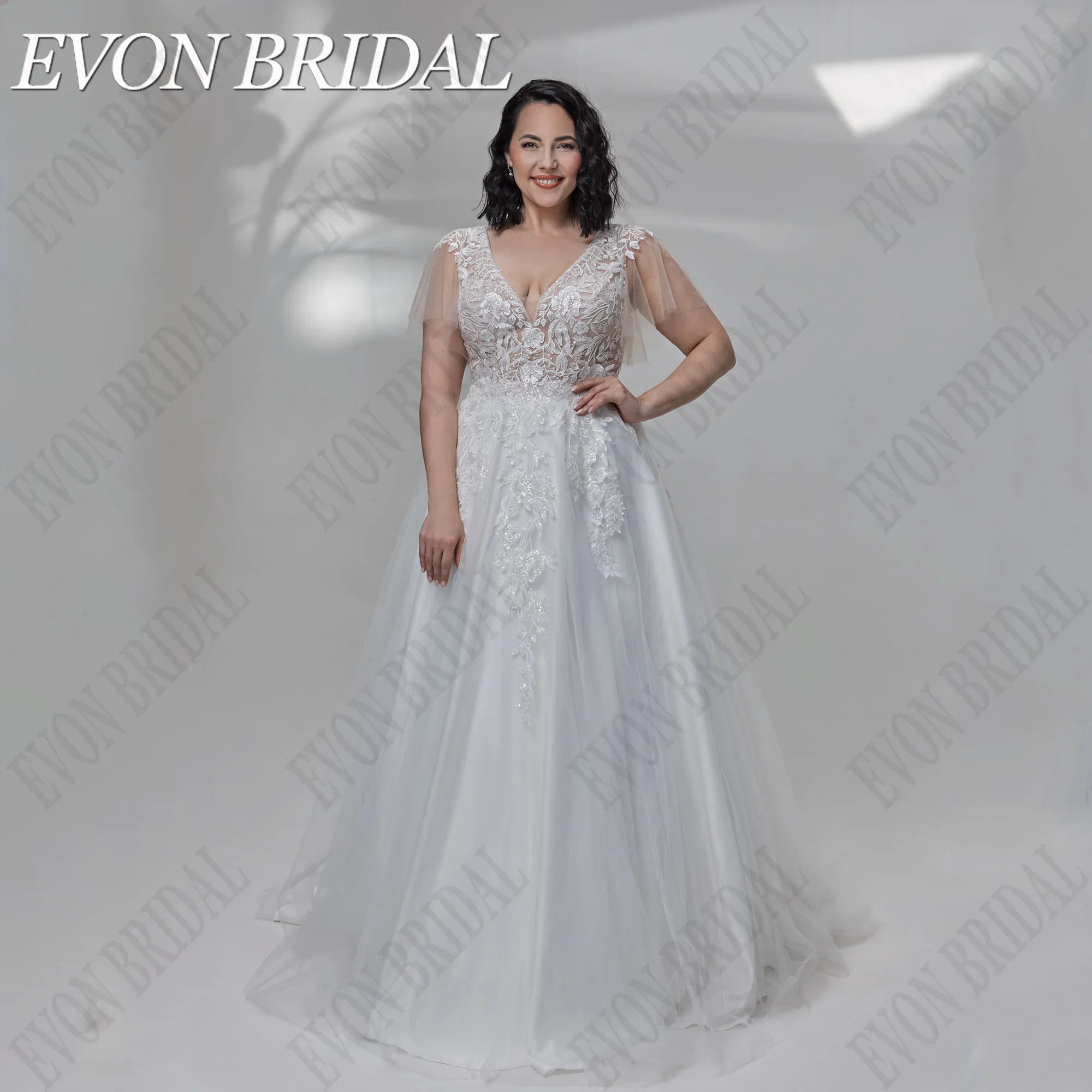 

EVON BRIDAL Plus Size Wedding Dress Women See Through Applique A-Line Boho Bride Gowns V-Neck Tulle Übergrößen-hochzeitskleid