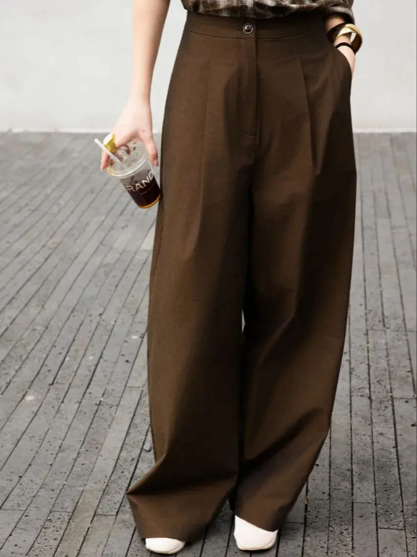 กางเกงขายาวทรงบานผ้าฝ้ายแบบมินิมอล