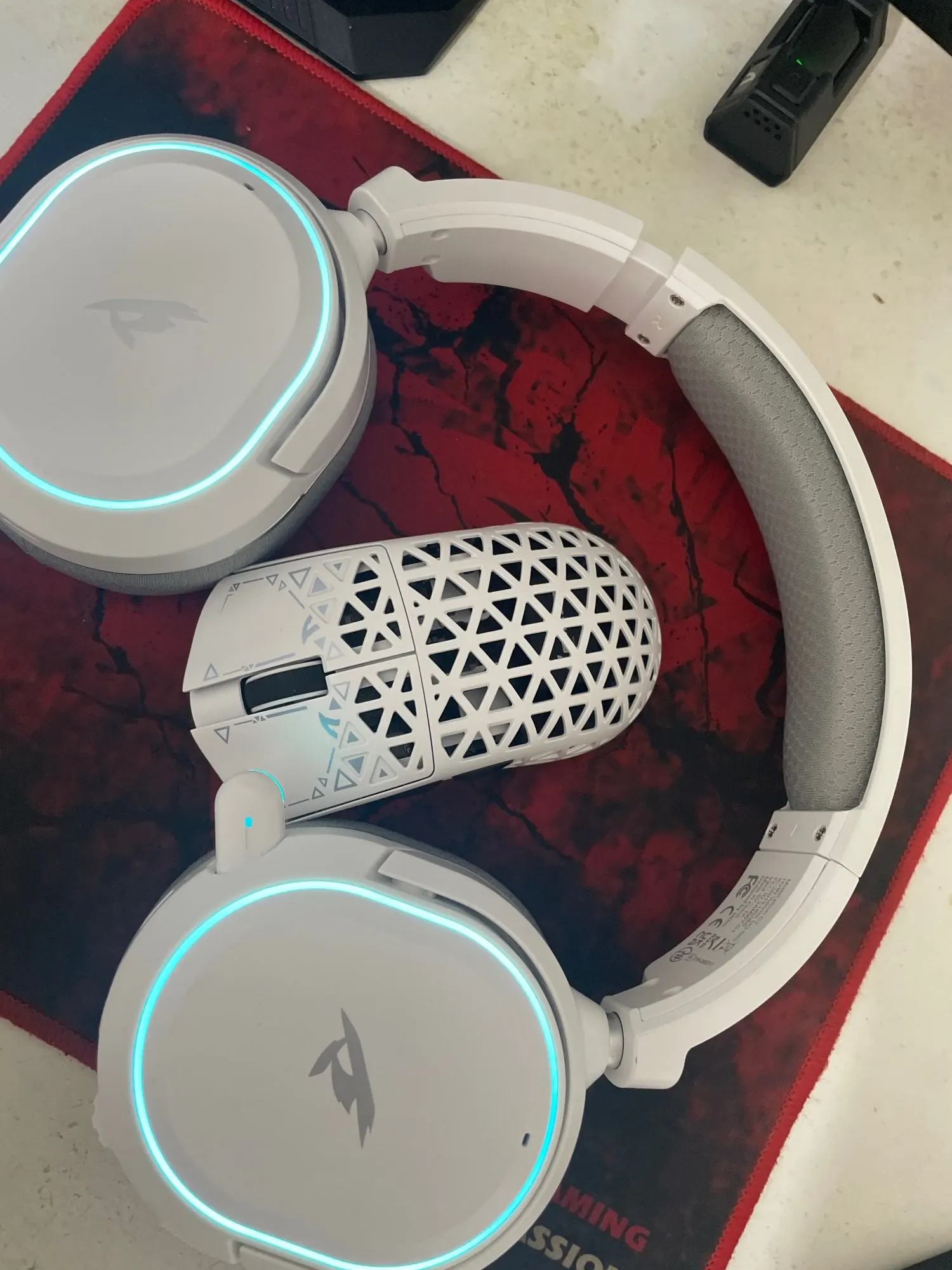 Picun G2 2.4G Wireless Gaming Headset Bluetooth Headphones 5ms Low Latency 7.1 Surround ENC Mic For PC PS4 PS5 Phone Switch photo review