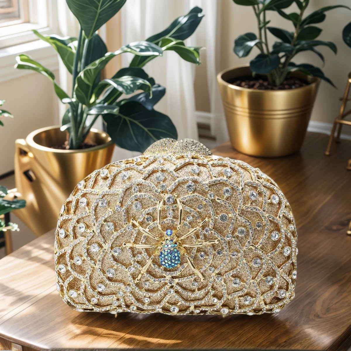 

Unique Women Spider Rhinestone Evening Bag Bling Crystal Crossbody Purse Hollow Out Diamond Handbag for Cocktail Party