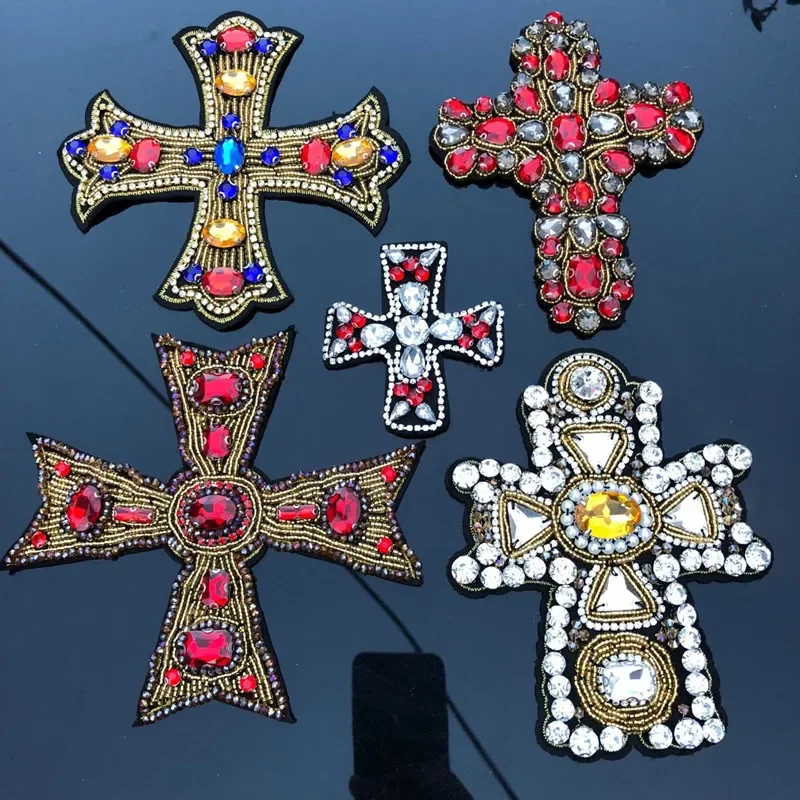 3D Craft Beaded Crystal Rhinestones Cross Design Patches Applique Sew on Patches Clothes Bags Decorated DIY Sewing — zdjęcie 2