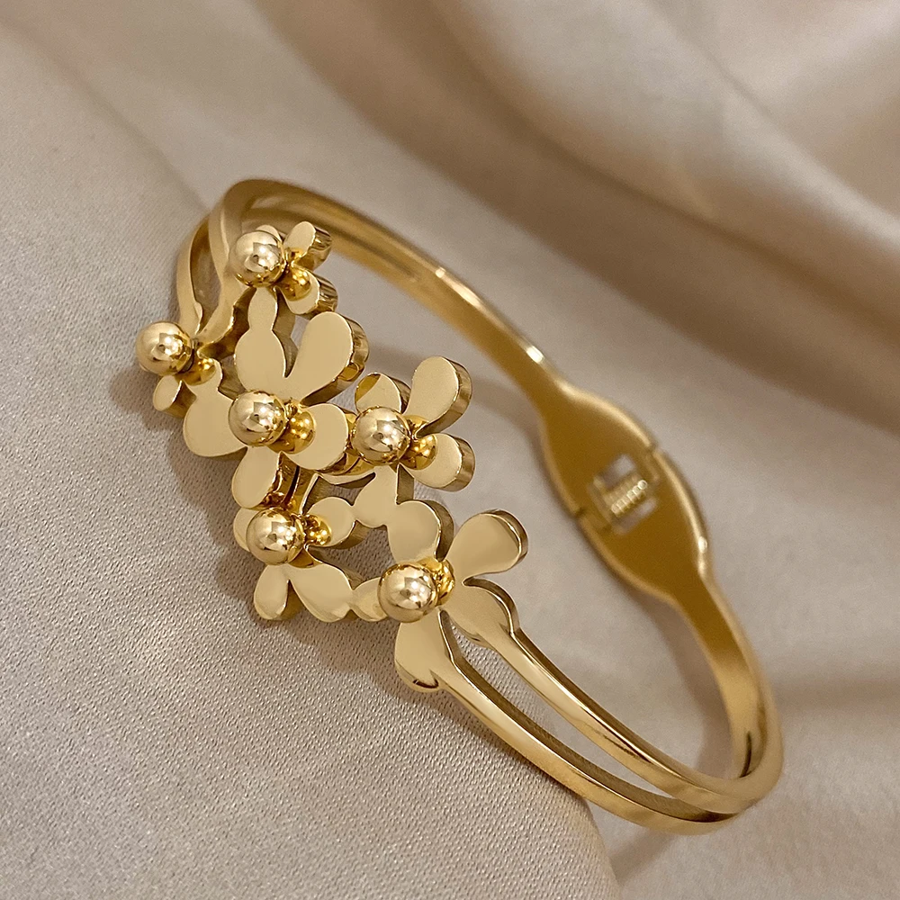 Fashion Stereo Flower Cuff Bracelet Bangle For Women Elegant Gold Color Floral Decor Opening Bracelet Jewelry Gift For Her