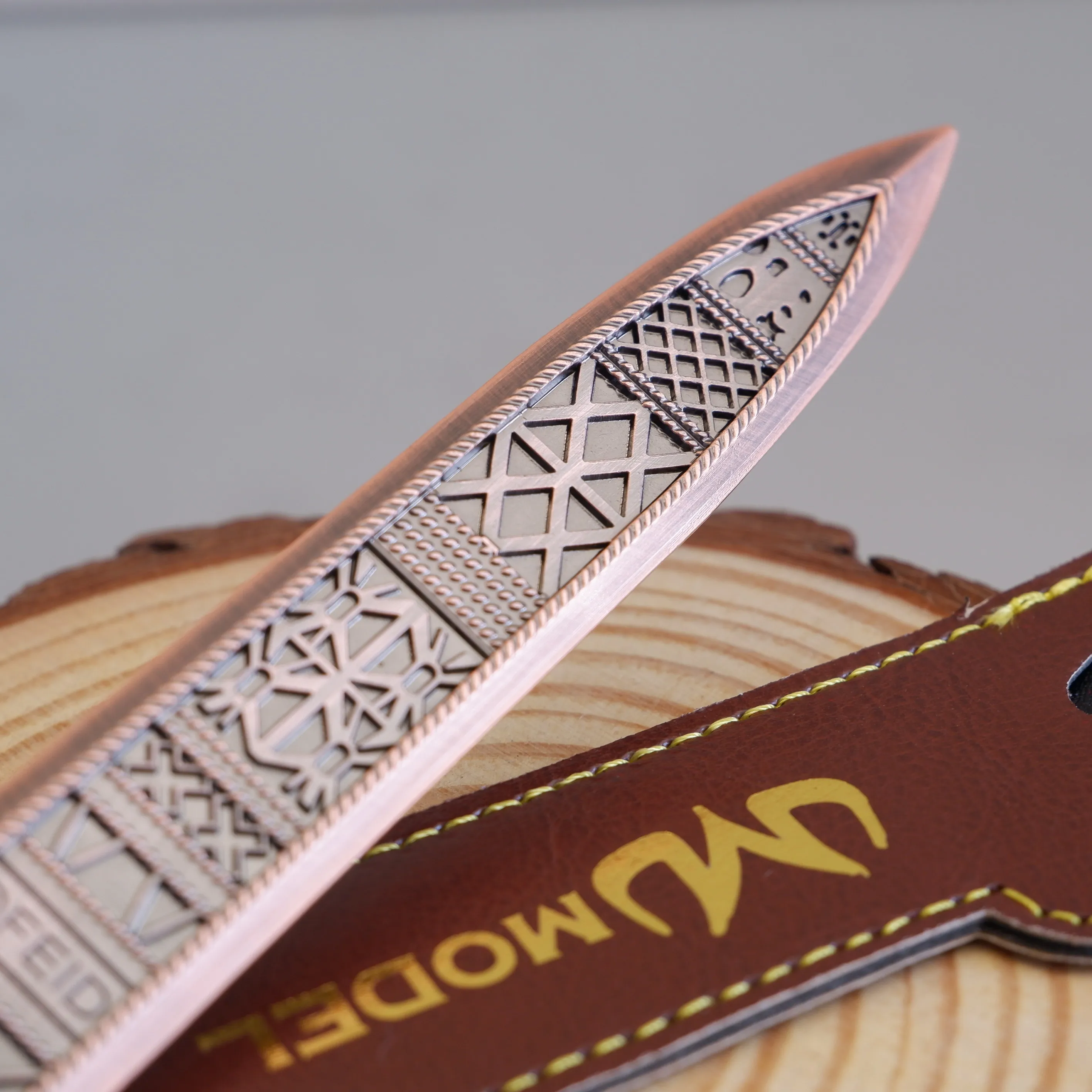 ดาบเอลเดน โอเฮะ ขนาด 11.86 นิ้ว ของเล่นจำลองอาวุธจากเกม พร้อมปลอกหนัง รุ่นงานฝีมือโลหะ ของตกแต่ง ของขวัญสำหรับเด็กผู้ชาย