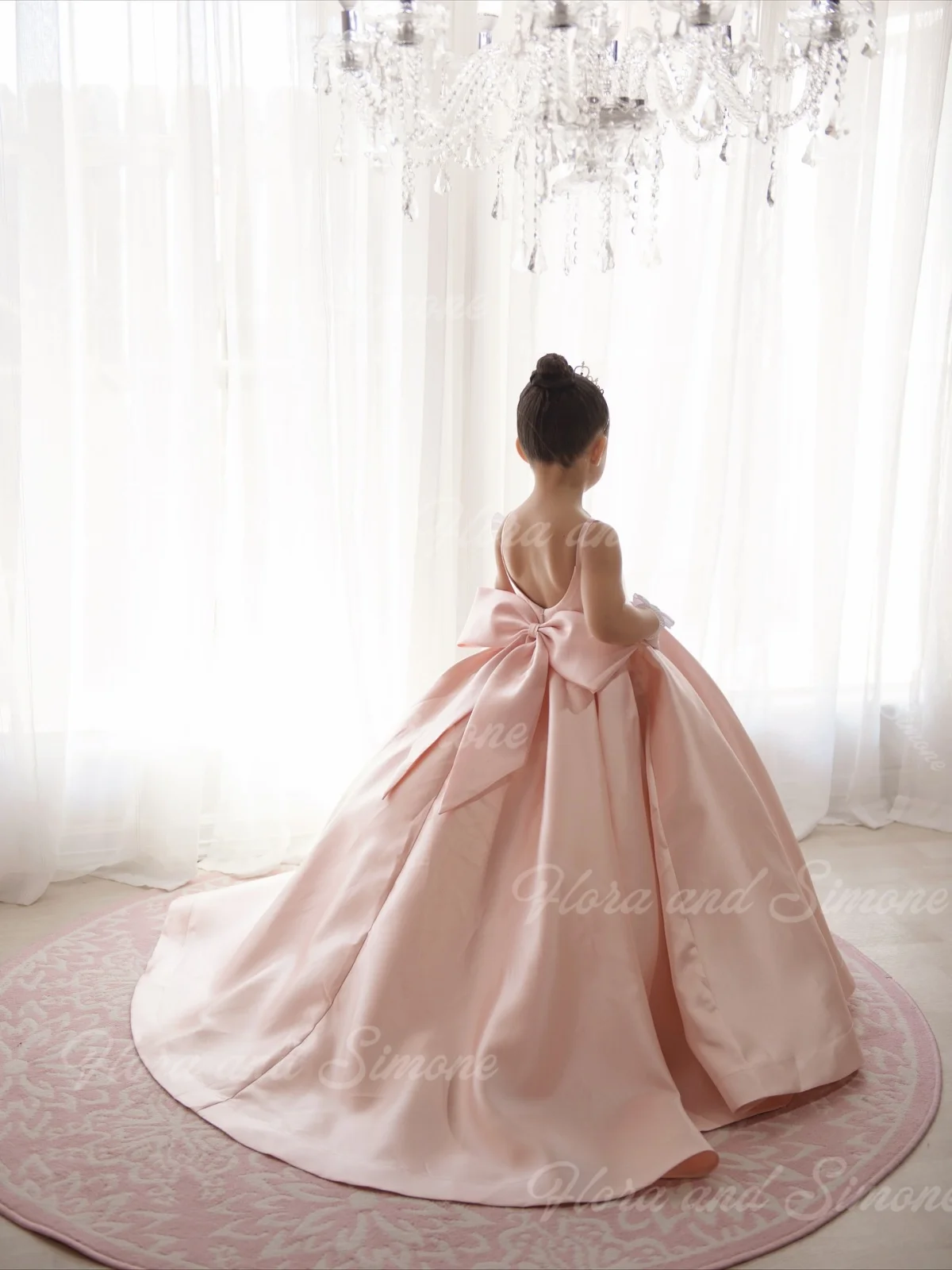 فستان فتاة الزهور مخصص بسيط باللون الوردي بدون أكمام لحفلات الزفاف وحفلات الاستقبال الرسمية وعروض الرقص والعطلات