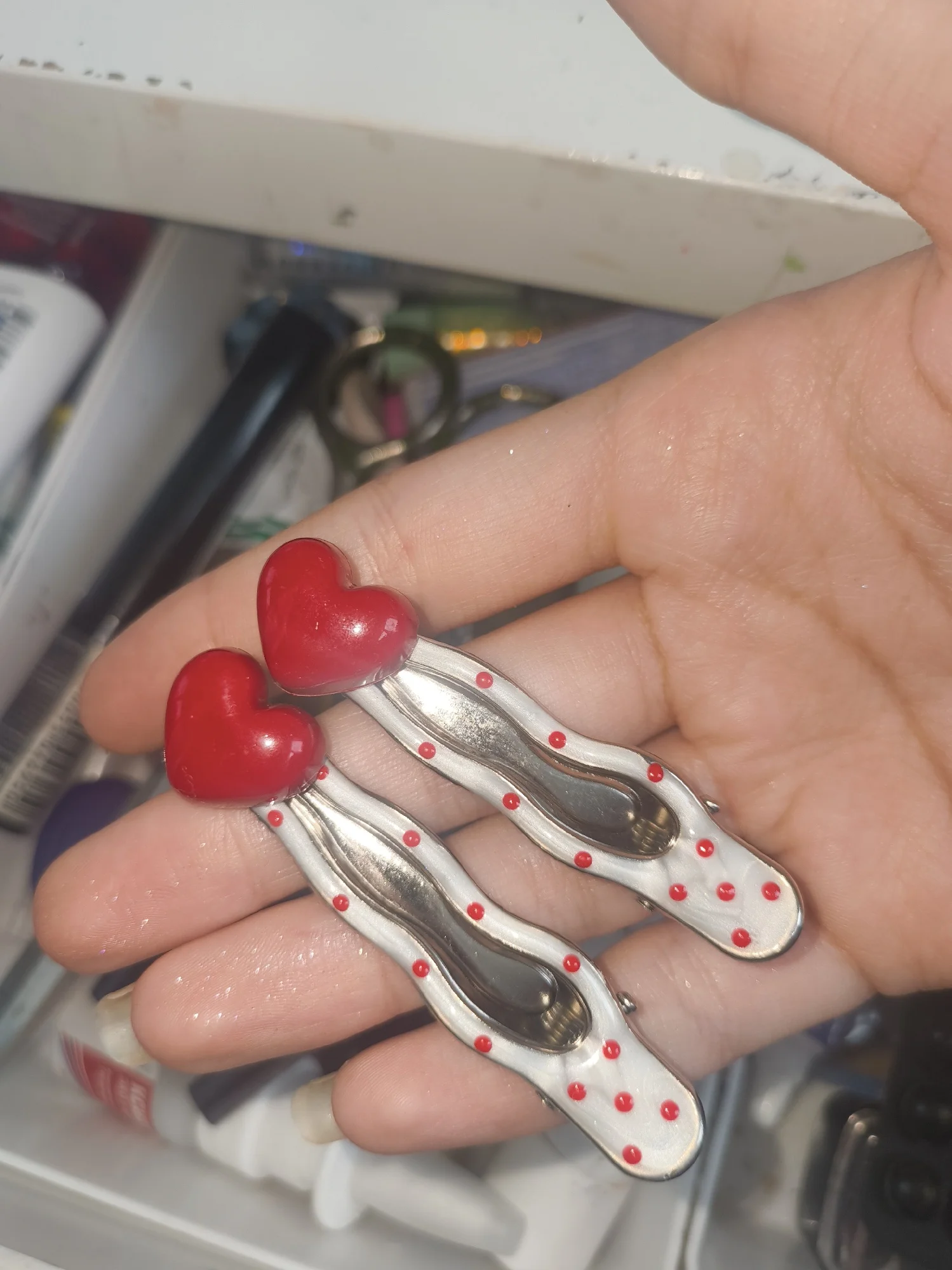 New Vintage Korean Red Polka Dot Hair Clip for Women Girls Sweet Cute Duckbill Clips Side Hairbands Hair Accessories 6cm Заколка photo review