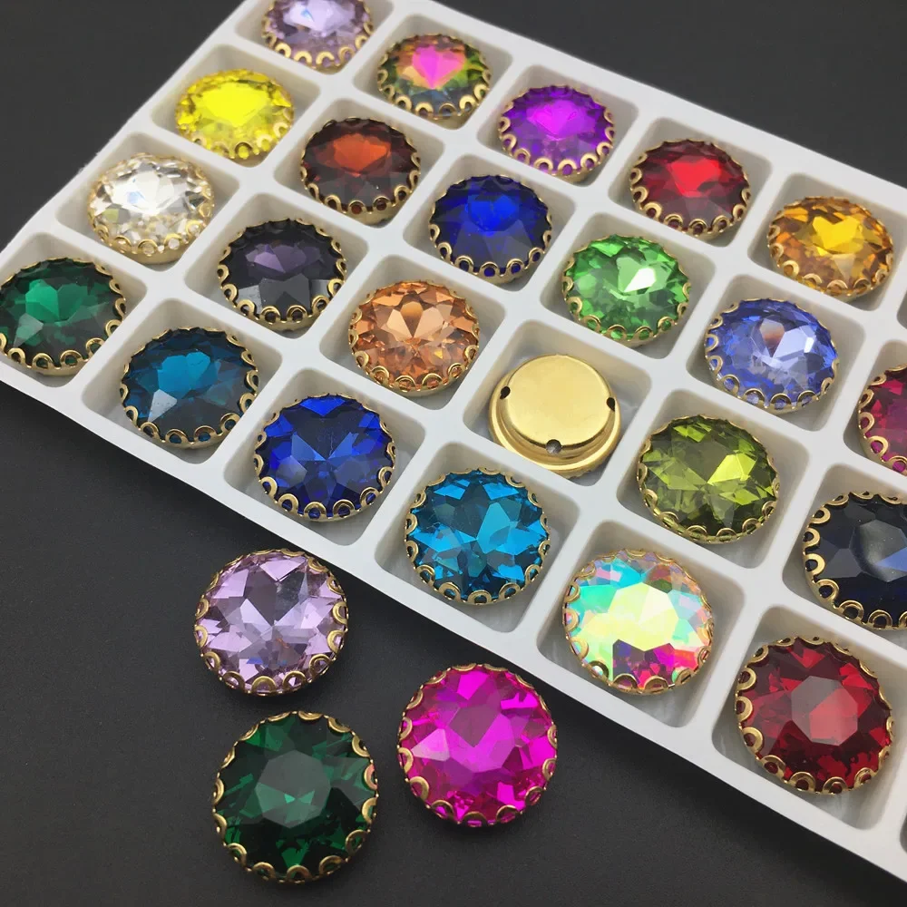 Fleur de griffe en dentelle de base en cristal de verre rond toutes tailles, forme plate, forme supérieure cousue sur la robe de mariée en pierre de Kirchin, décoration de sacs et de chaussures