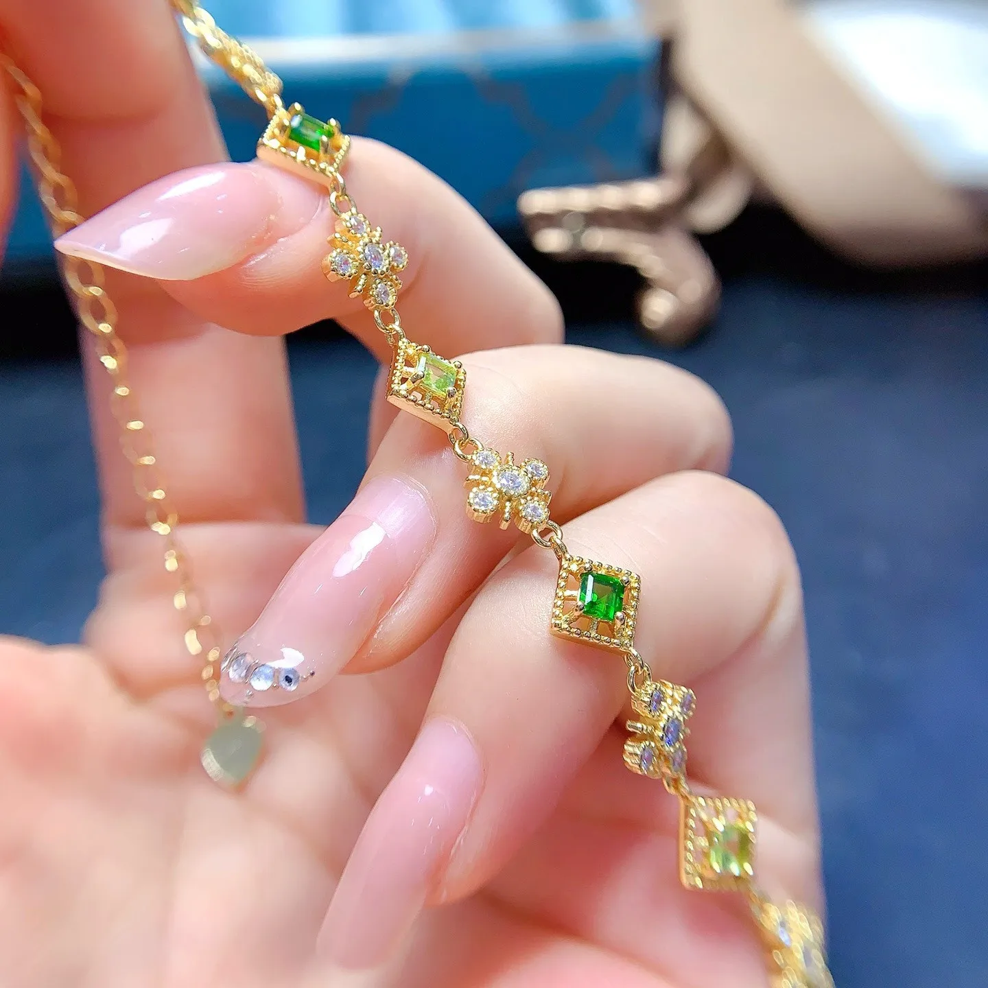 925 فضة الزبرجد الطبيعي ديوبسيدي 3x3 مللي متر نوعين الأحجار الكريمة الفتيات مطلي 18K سوار ذهب نسخة فاخرة لفتاة