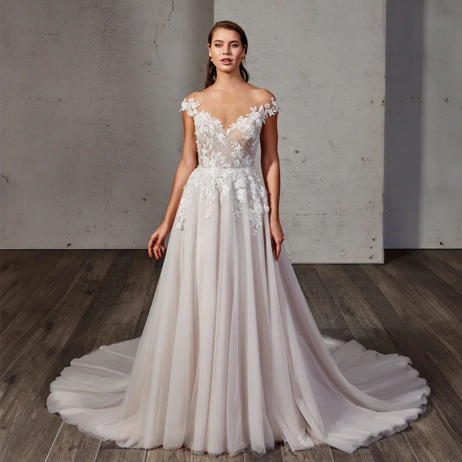 

Luxurious Lace Tulle Wedding Dress with Off-the-Shoulder Straps Delicate Illusion Applique Bridal Gown with Court Train