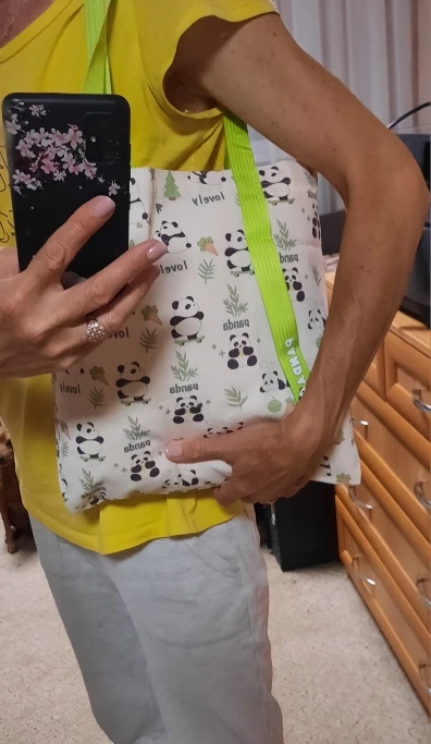 Happy Panda Cartoon Tote Bag, Sweet and Stylish Canvas Bag, Versatile Open-Top Shoulder Commuter Bag for Women photo review