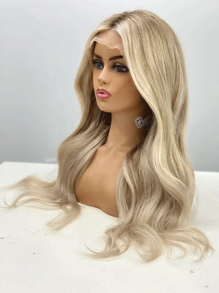 Parrucche piene del merletto bionda balayage Parrucca di capelli sintetici parrucche personalizzate parrucche anteriori in pizzo biondo Cosplay per le donne parrucche del merletto parrucche senza colla