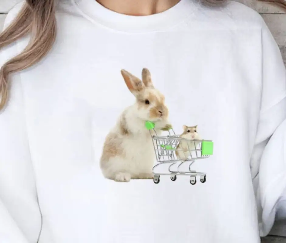

Модные женские платья с рисунком кролика, коллекция 2025, уличная одежда большого размера, винтажная повседневная хлопковая удобная посадка, модные толстовки с графикой