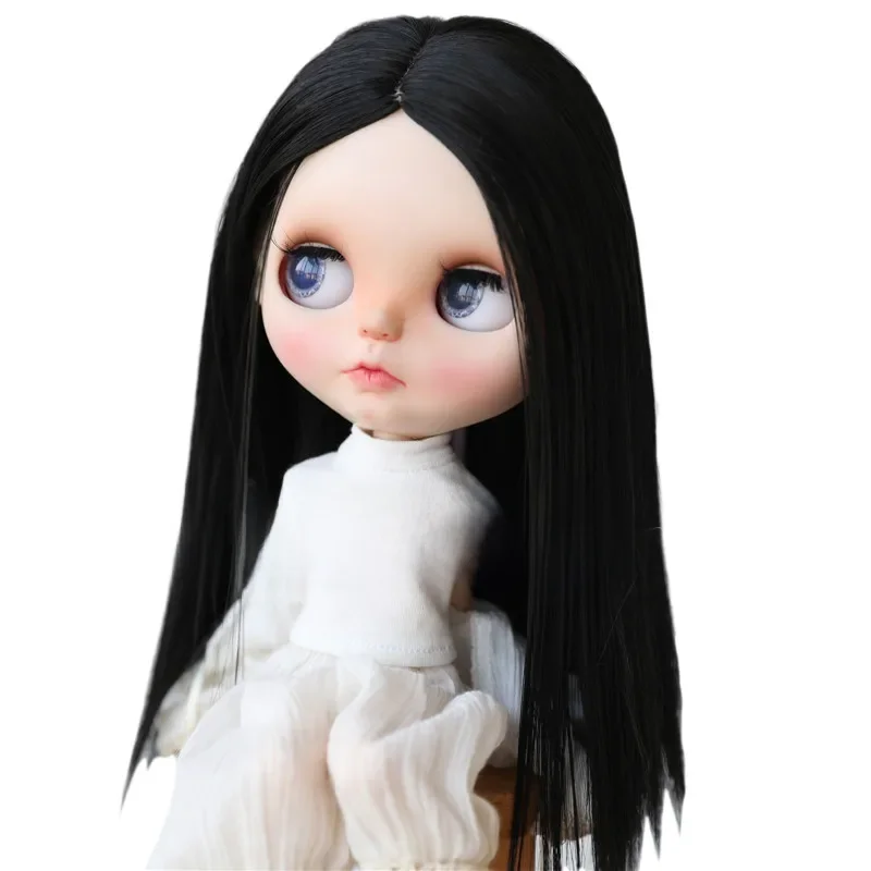 Perruque Blyth 9-10 pouces, cheveux noirs longs et lisses 1B