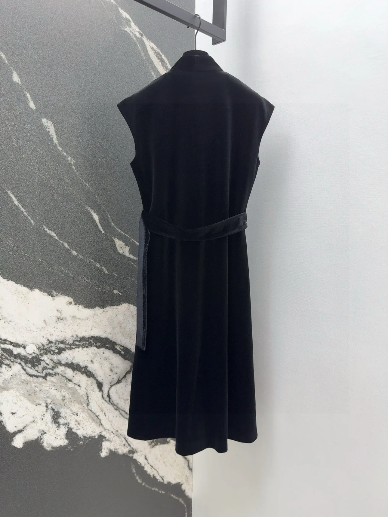 

Women Dress New Summer Autumn Velvet Stand Collar Sleeveless Belt Waist Slim Fashion Solid Color Women Dress 2025