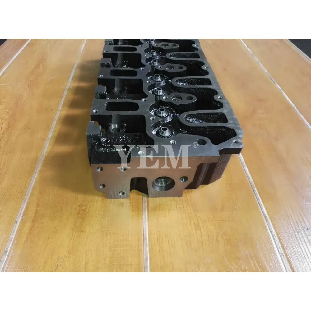 For Volvo D4D Excavator Engine Parts D4D Cylinder Head