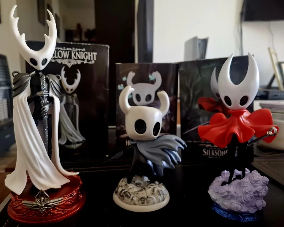 Hollow Knight 15cm The Knight GK Little Knight Action Figurine Collectible PVC Model Doll Decoration Model Children's Toys Gift photo review