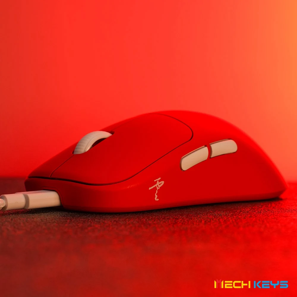 

WAIZOWL OGM Cloud 4khz Mouse gaming Offices Accessories PAW3395 Wireless Lightweight Ergonomics Mouse With Grip Tape Pc Gift
