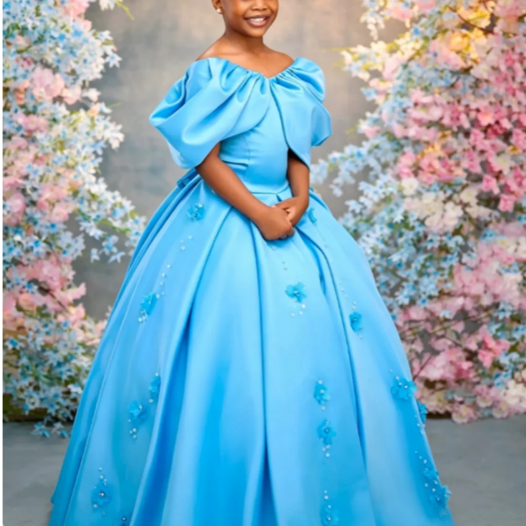 Customized Luxury Wedding Guest Gown Off Shoulder Blue Flower Girl Dresses Pageant Appliques Puff Sleeve Satin Ball Gown