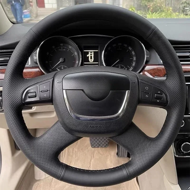 DIY Pokrowiec na kierownicę ze sztucznej skóry Oddychający dla Skoda Octavia a5 Superb 2012 2013 Pokrowiec na kierownicę Skoda — zdjęcie 2