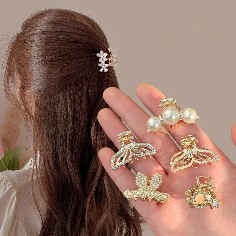 Mini perłowe spinki do włosów dla kobiet eleganckie nakrycia głowy ze strasami spinki do włosów krab Barrettes akcesoria do włosów dla kobiet — zdjęcie 2