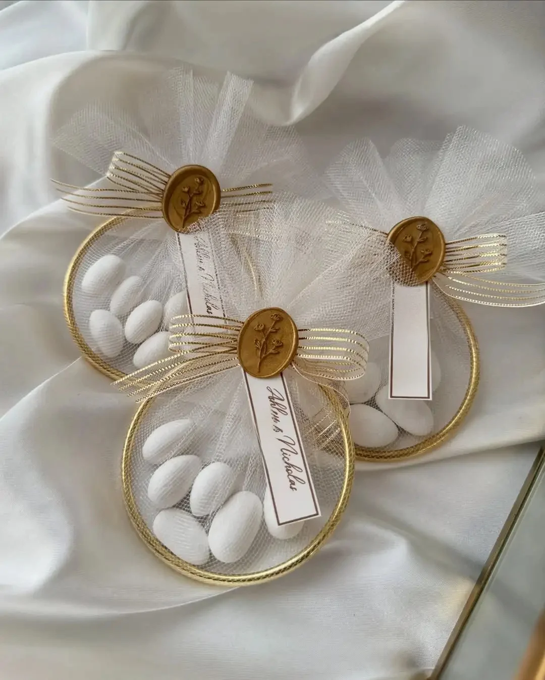 10 szt. 80mm/65mm/75mm Ręcznie Robione Personalizowane Prezenty Ślubne, Upominki, Złote Okrągłe Akcesoria Dekoracyjne na Baby Shower — zdjęcie 2