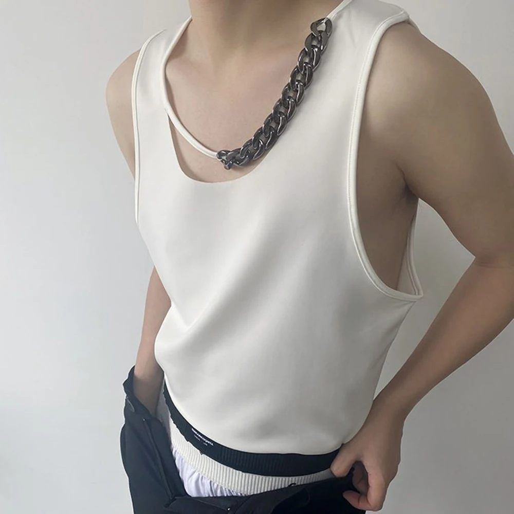 Mens Casual Sexy Chain Design Vest 2024 New Genderless Streetwear Youth Trendy Nightclub Personalized Simple Top Unisex