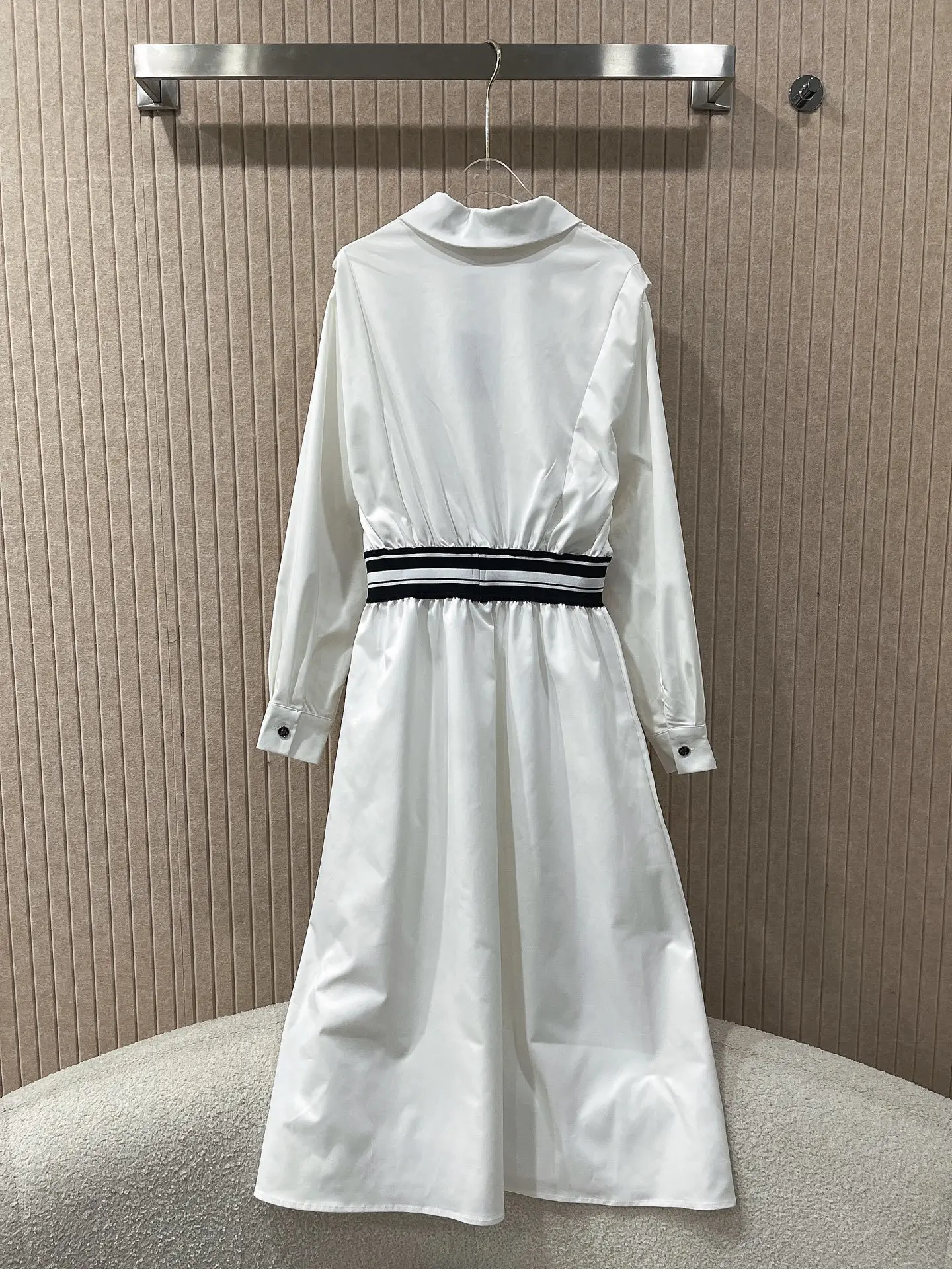 

2026 Spring/Summer Women's Comfortable Minimalist Elegant Belted Shirt Dress ZX023