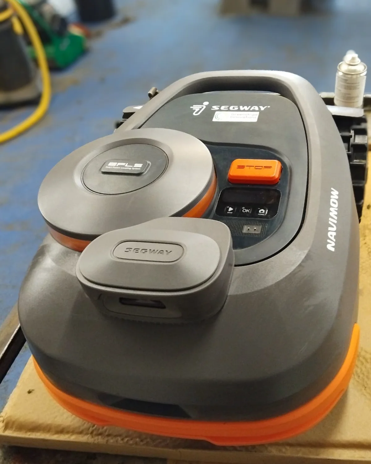 Segway Navimow H800E للحصول على الكمال، لذا جاهز لتقديمك عشبًا لا تشوبه شائبة طوال الموسم. 🌿 ✨ #1