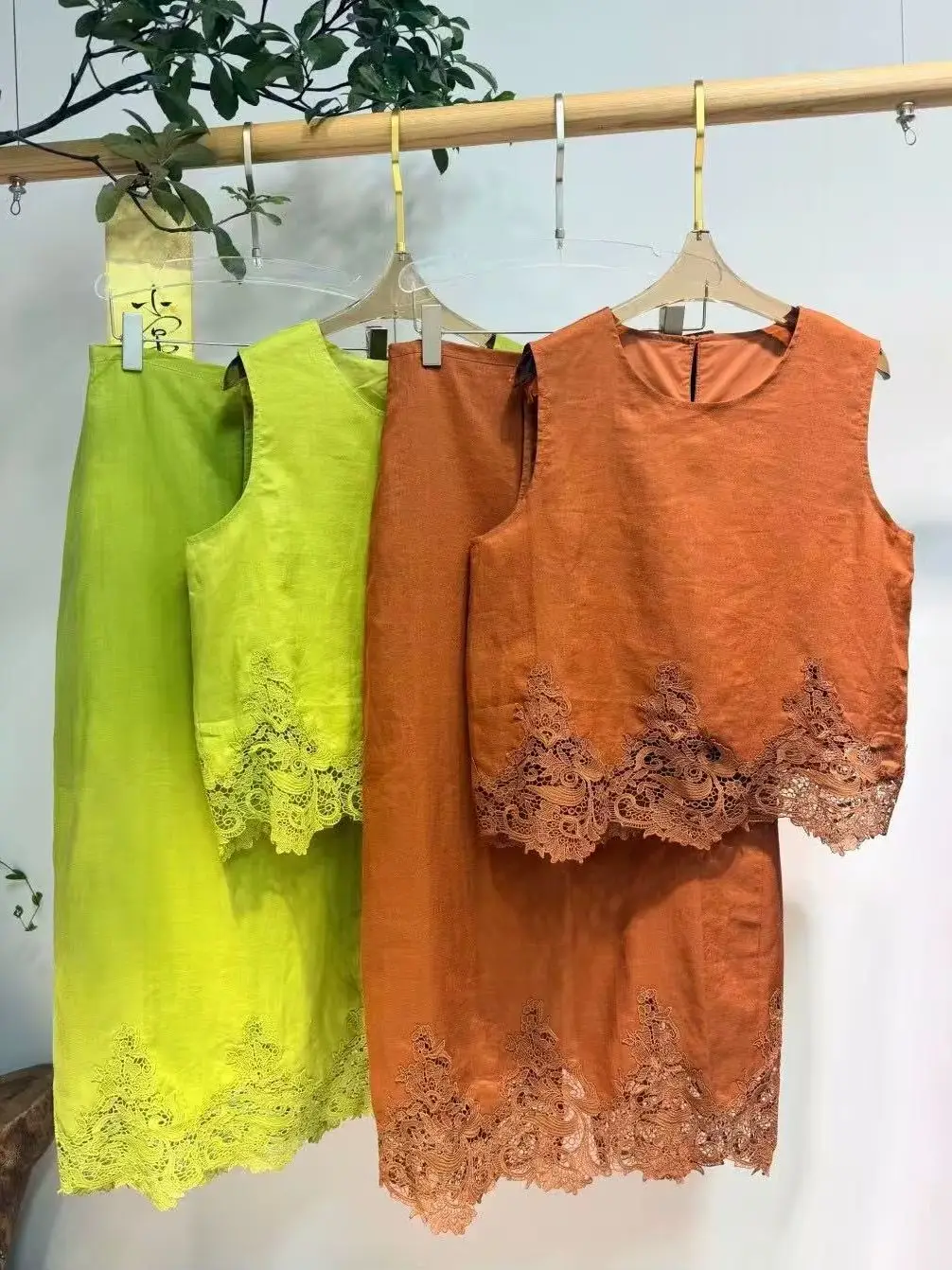 Summer vacation style 100% linen exquisitely lace trimmed skirt suit