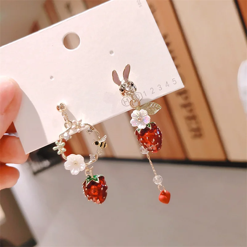 Korean Style Flower Cute Animal Rabbit Dangle Earrings For Women Strawberry Zircon Bee Asymmetrical Tassel Earring Party Jewelry