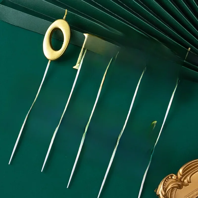 Curve Gouden Cijfers 0-9 Gelukkige Verjaardagstaartkaarsen Creatieve Decoraties Voor Kinderen Eerste Verjaardag Nummerkaarsen - afbeelding 2
