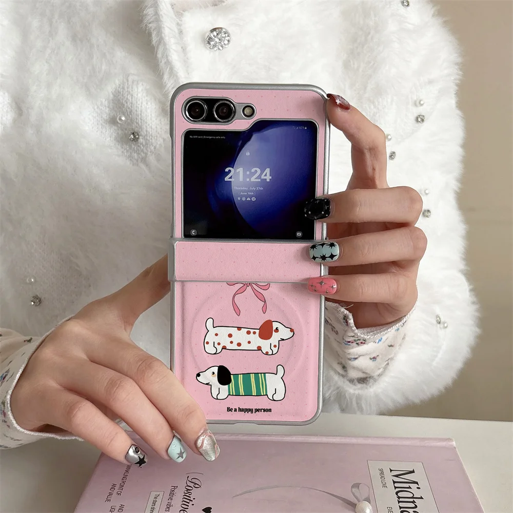Cute Pink Dachshund Bow Full Hinge Hard Case For Samsung Z Flip8 7FE 7 6 5 4, Kawaii Shockproof Foldable Protective Cover For Gi
