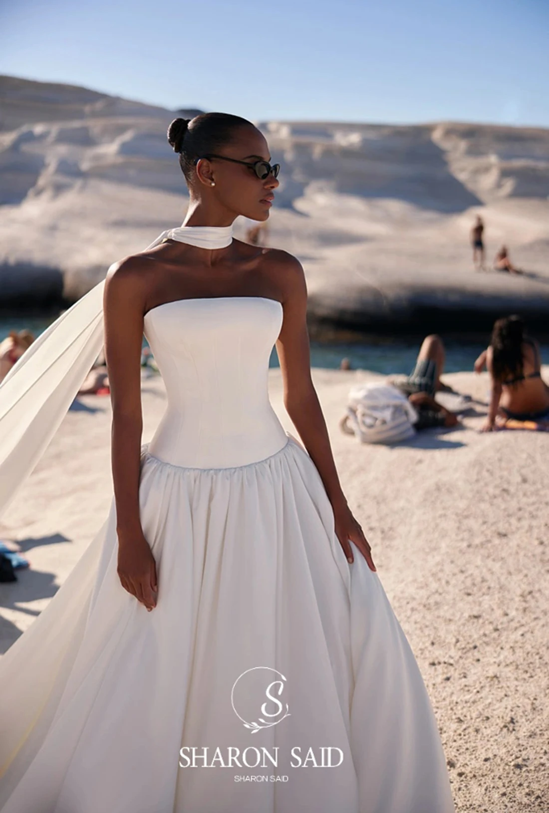 Sharon disse elegante sem alças a linha fora do branco vestido de casamento de cetim 2025 simples tribunal trem espartilho vestidos de noiva sw217 personalizado