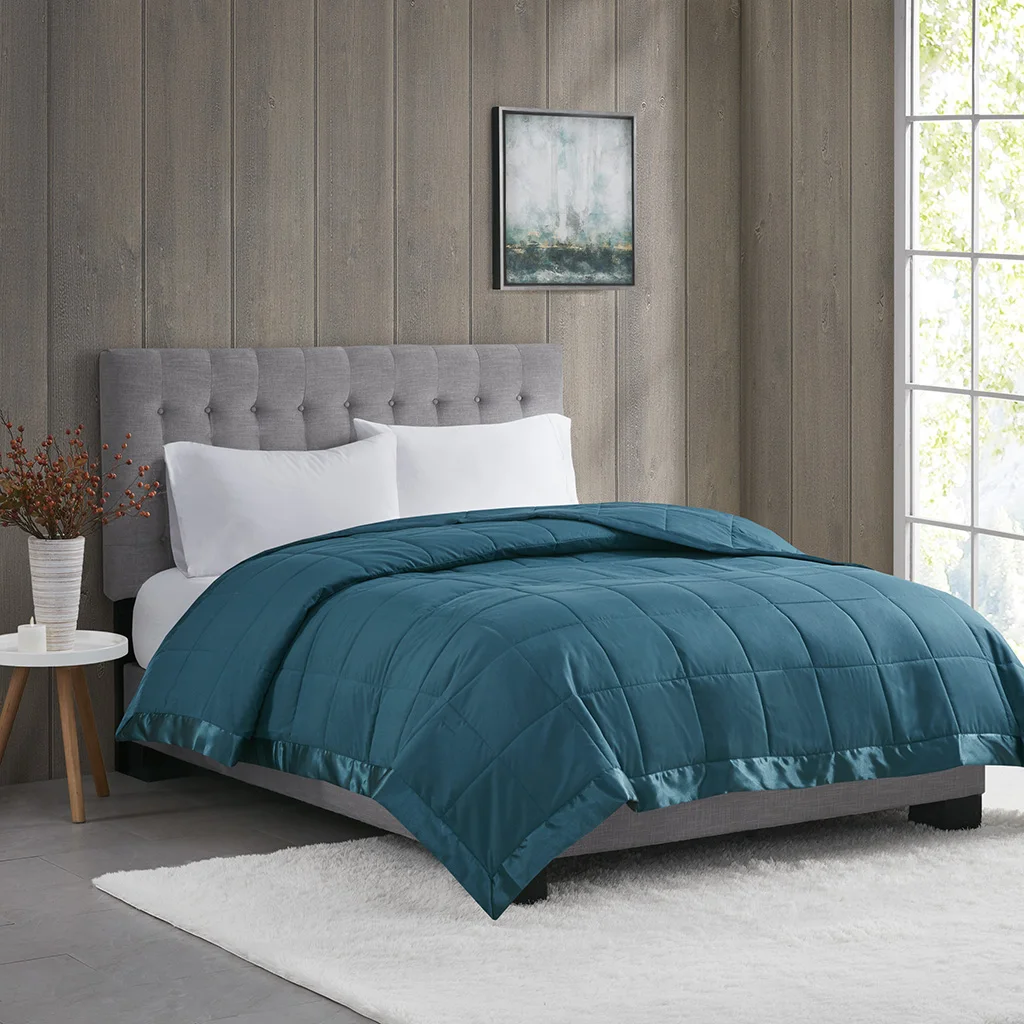 

Lightweight Down Alternative Blanket with Satin Trim Teal King"