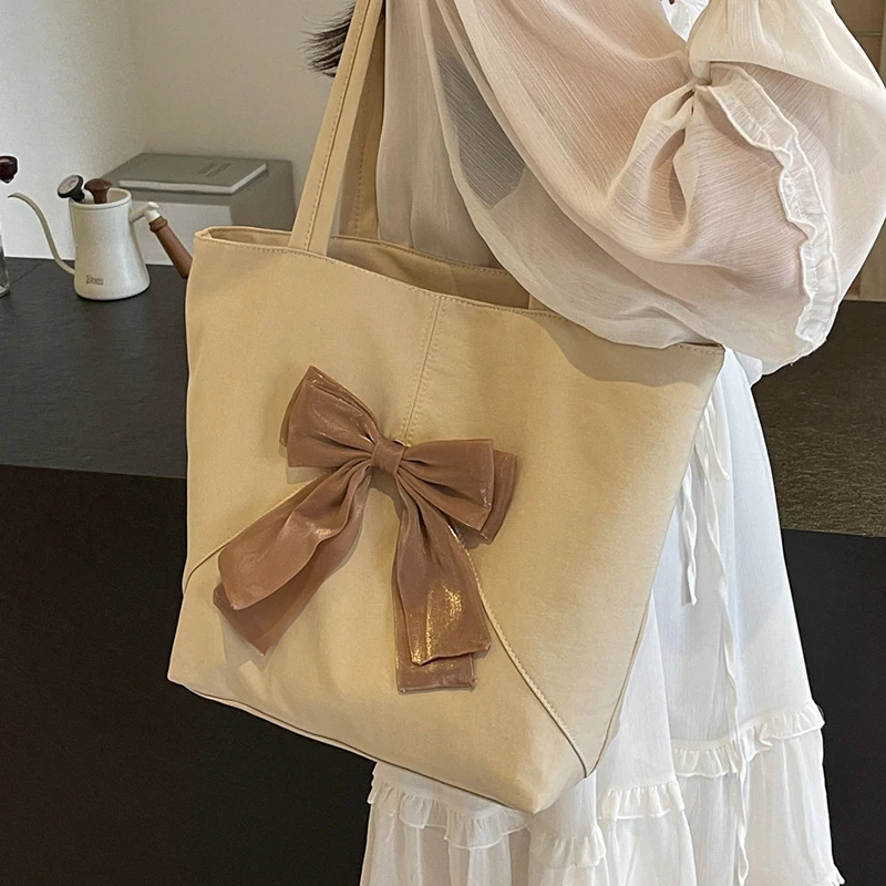 Women's Large Capacity Shoulder Bag with Bow Decoration Elegant and Stylish Tote image 4