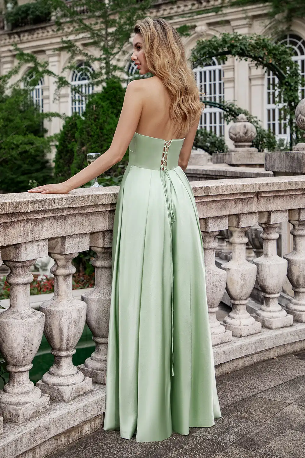 Green A Line plissado vestido dama sem alças com fechadura, cetim Strapless Maxi Vestidos para festa de casamento