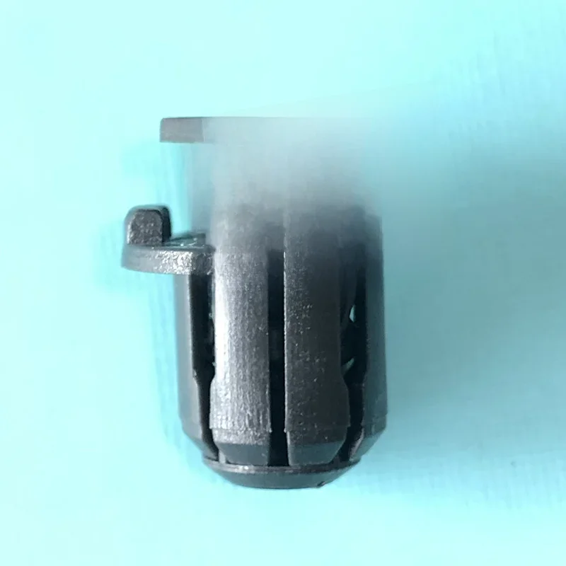 10szt Samochodowe klipsy do spódnic zderzaków Plastikowe elementy mocujące do Ford Suzuki SX4 Swift Liana Alivio S-cross Vitara Shangyue M16A Alto — zdjęcie 2