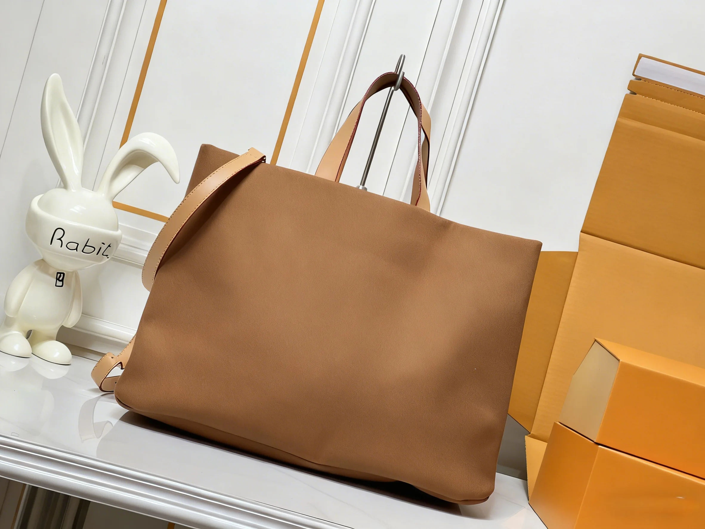 

2025 New SIZE: 40X32X16 CM Fashionable Versatile bags leather cherry Portable can be carried on the shoulder no boxes