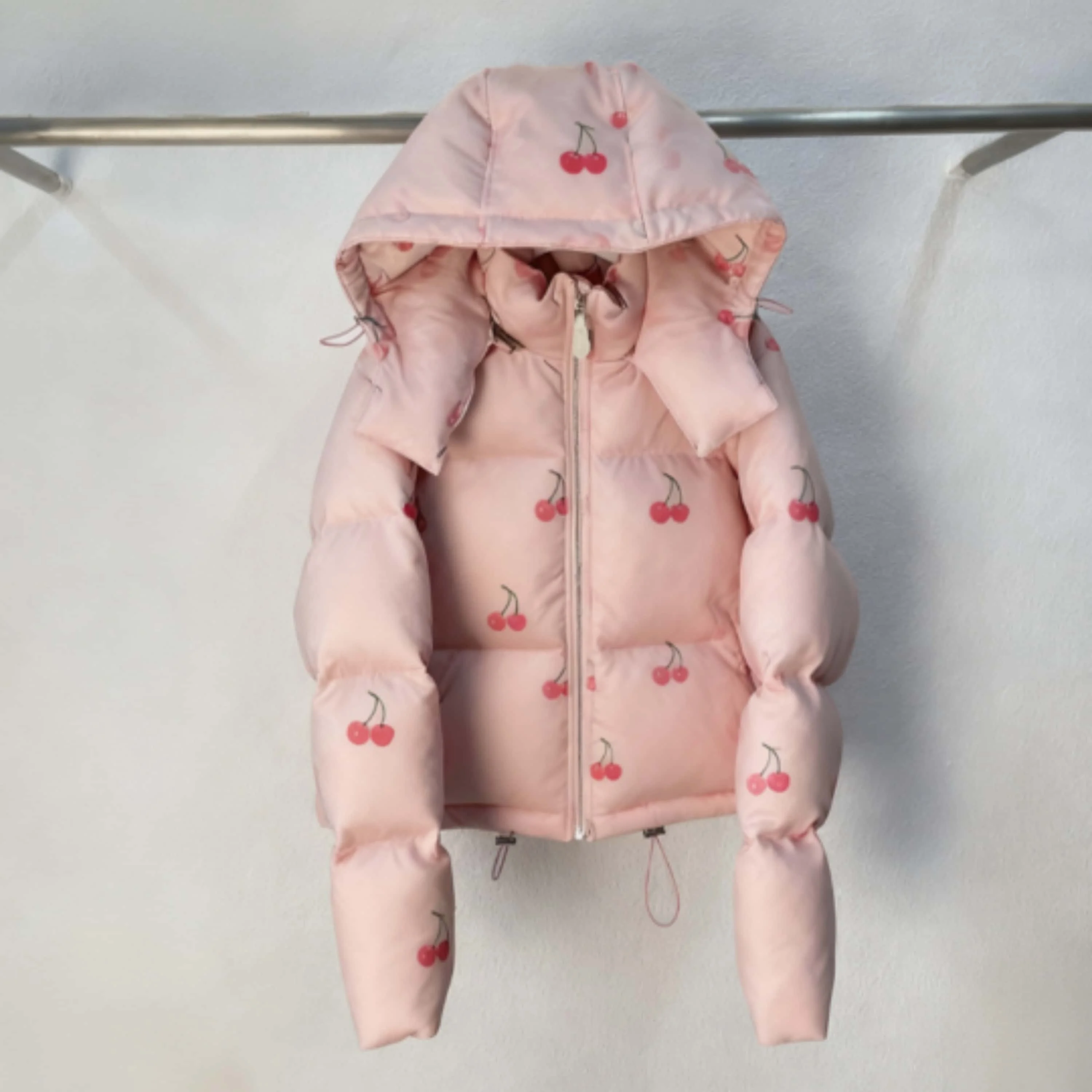 

2025 Lady Cotton Coat New Style Fashionable Simple Cherry Color Contrast Versatile Comfortable Casual Warm Women Coat