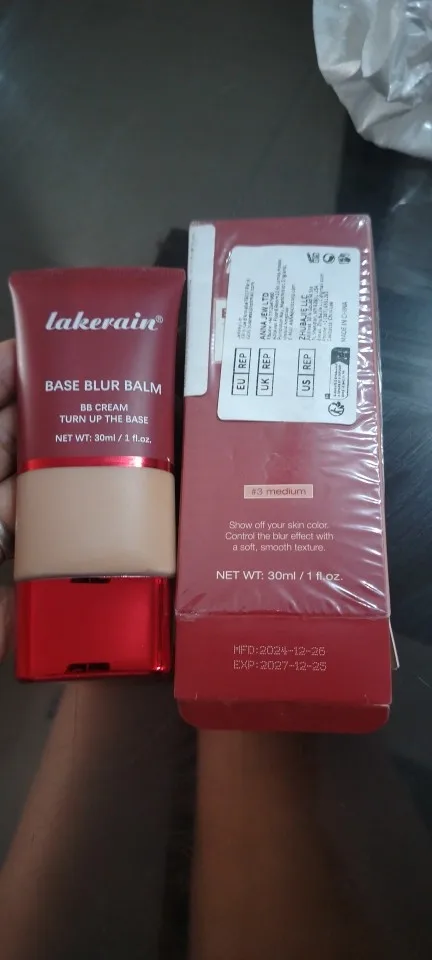 Matte Foundation Base Blur Soft Focus Matte Full Coverage Natural Fit Face Makeup Lightweight Long-Lasting Concealer BB Cream photo review