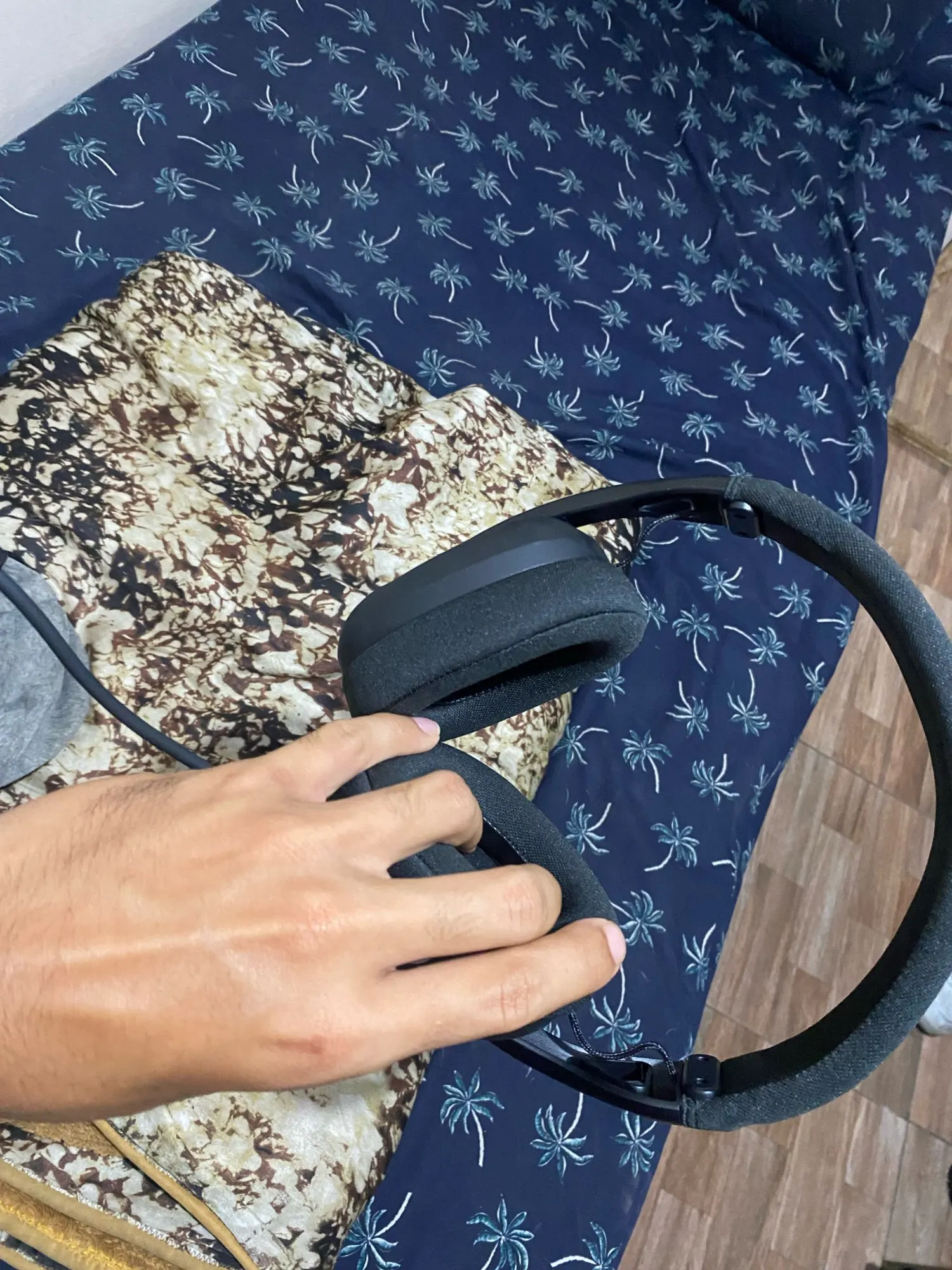 ATTACK SHARK L80 Ultra-Light Tri-Mode Gaming Headset Lightweight Wireless Gaming Headset for PC/PS4/PS5/Switch/Xbox photo review