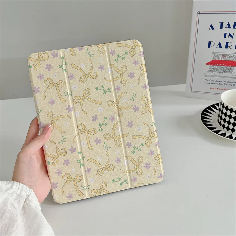 

Cute Bow Flower Case For iPad 10 Pro 11 inch Air 2025 2024 Pad Air 5/4 10.9 10.2 9.7 inch Air3 10.5 mini 6 Cover with Pen Holder