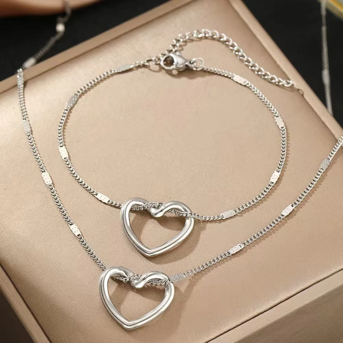 Stainless Steel Jewelry Set Novelty Twisted Heart Light Luxury High-end Sense Jewelry Set For Women Jewelry Anniversary Gift image 3