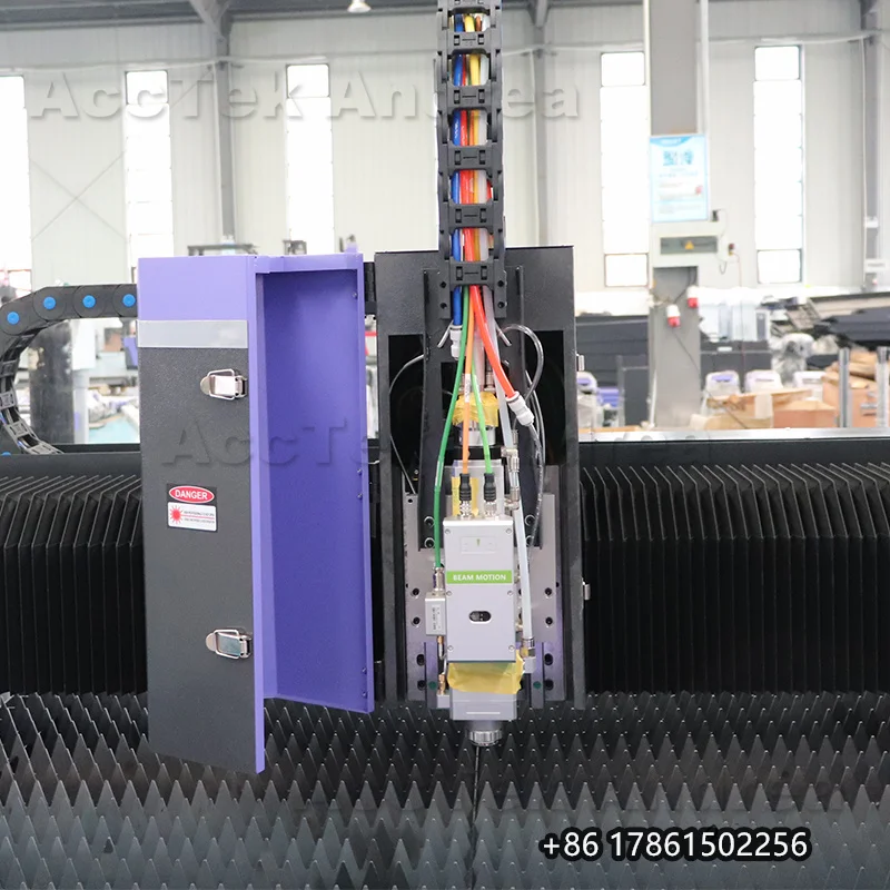 1530 Fiber Lasersnijmachine Hot Koop Laser Cutter Metaalvezel Lasersnijmachine voor Roestvrij Staal Met BM110 BM06K