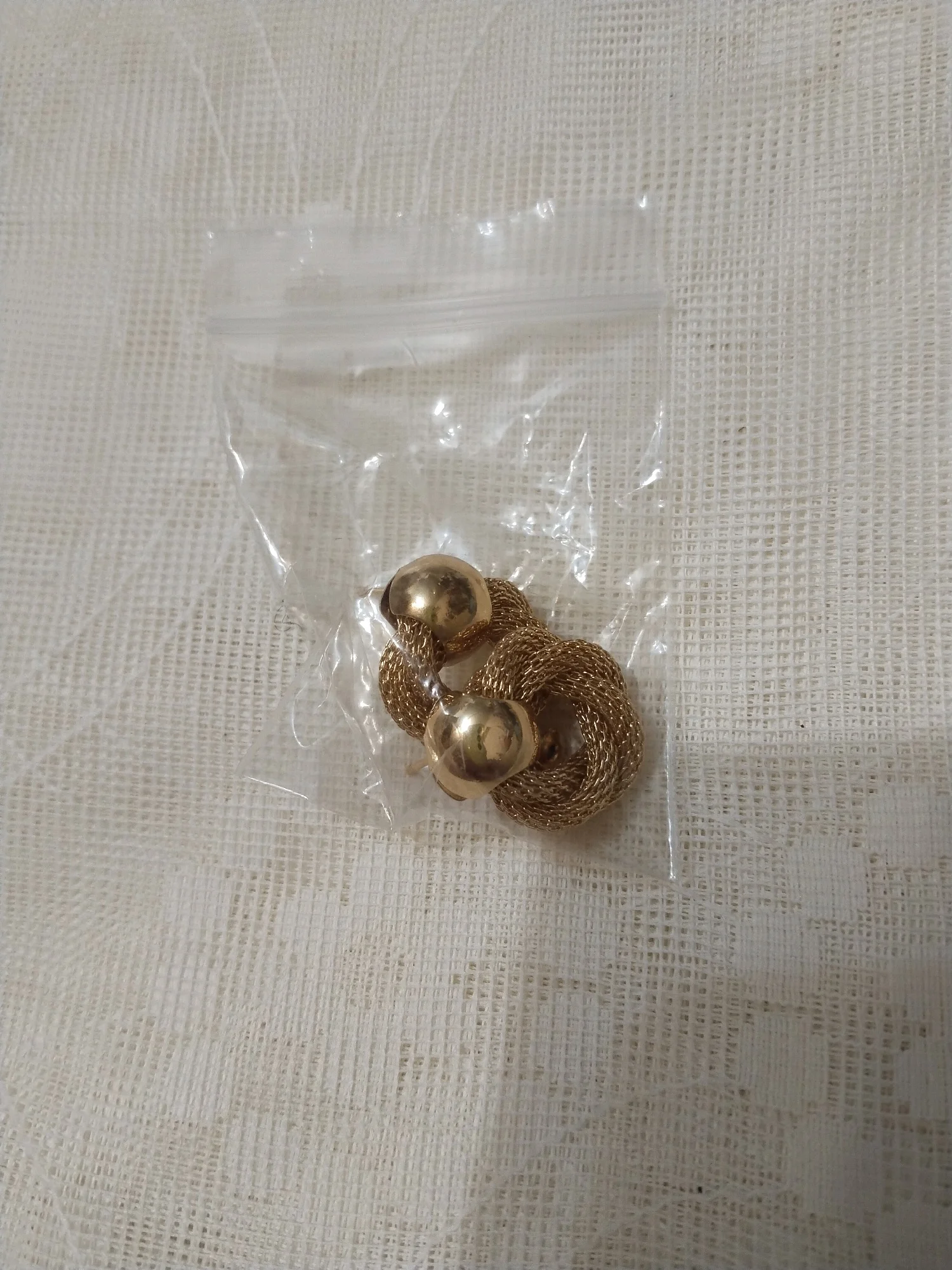 Vintage Metallic Twisted Weaving Circle Dangle Earrings photo review