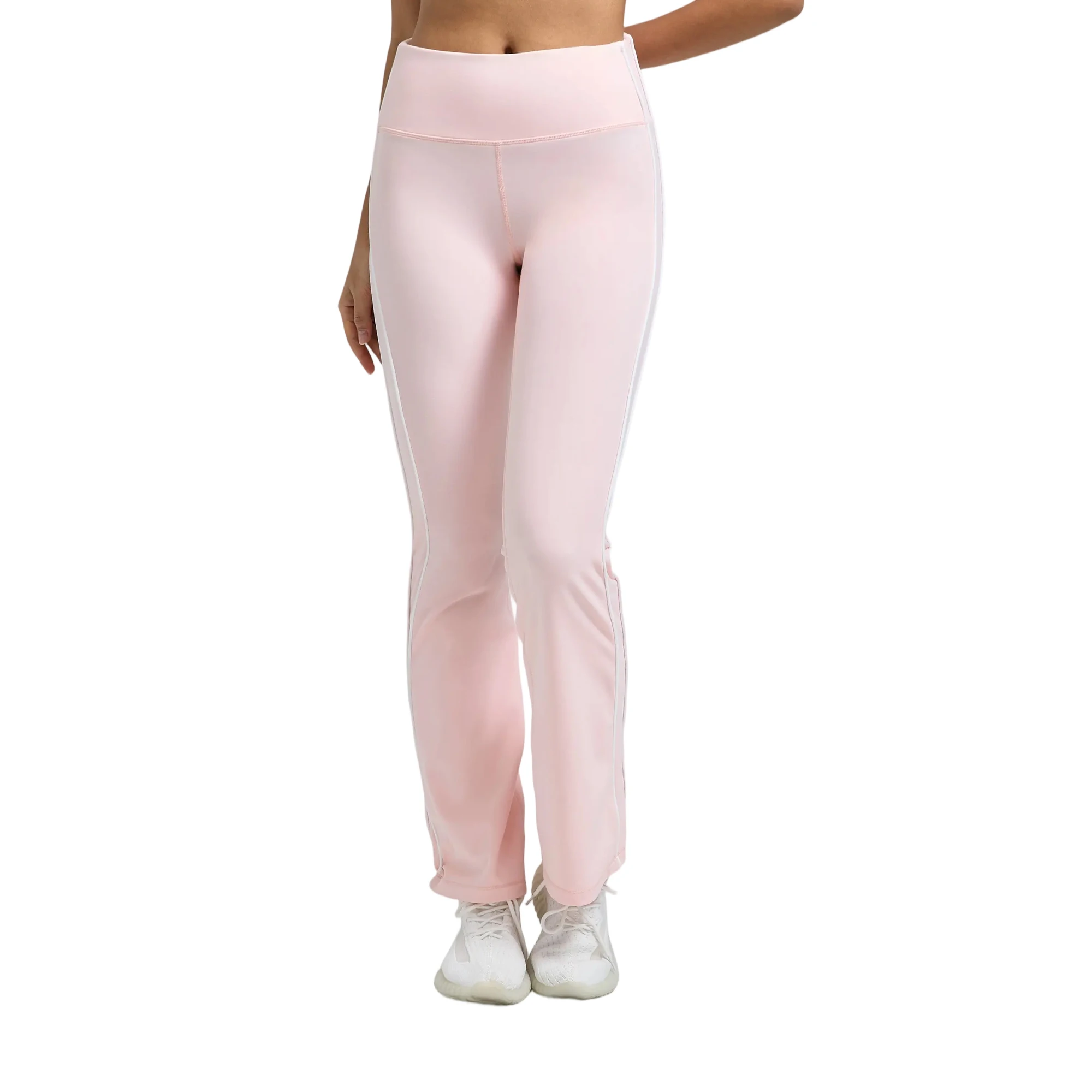 

Saltum - FlexEase™ 2.0 High-Waist Flare Legging Flattering Aesthetics for Every Activity Lightweight & High Elasticity