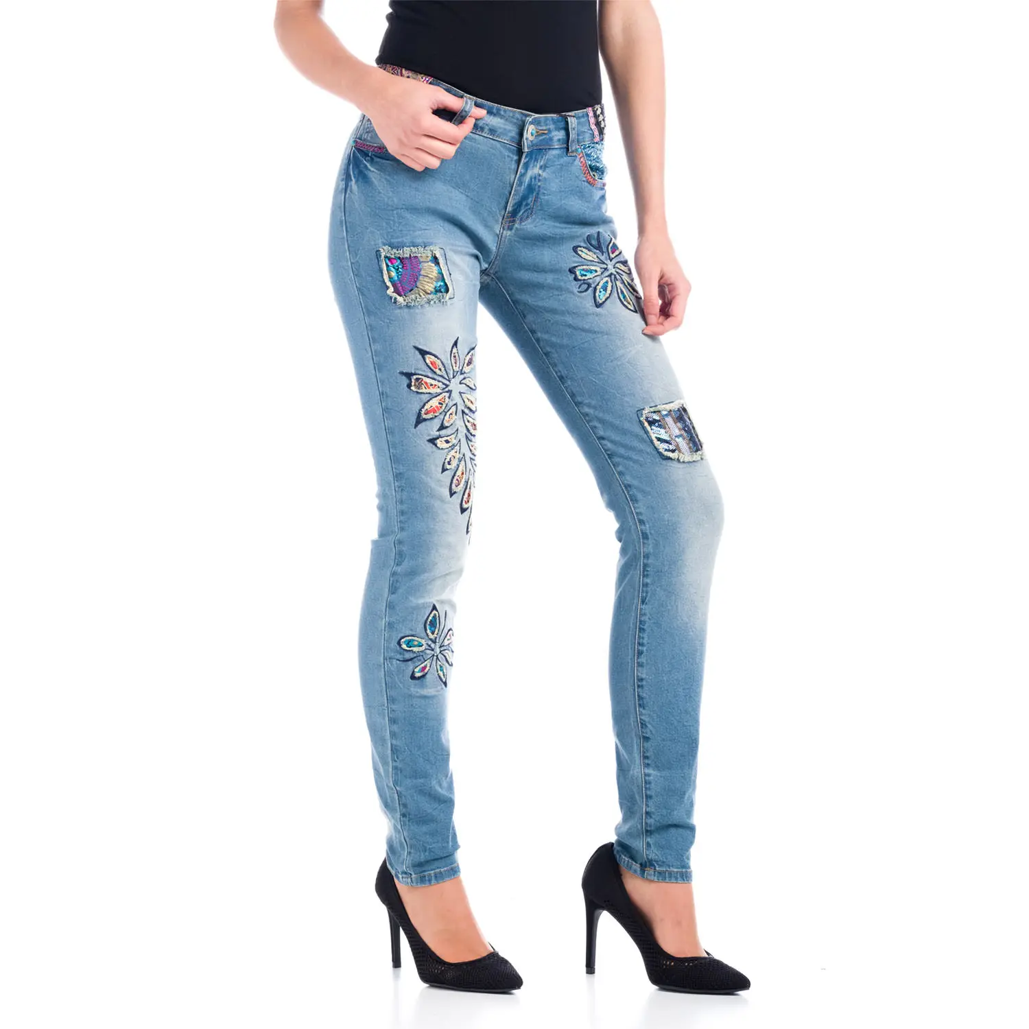 Koroshi Pantalón Denim Pitillo Mujer con Flores Bordadas y Lentejuelas – Koroshi Azul Medio